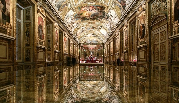 Don't miss the most visited museum in the world - The Louvre