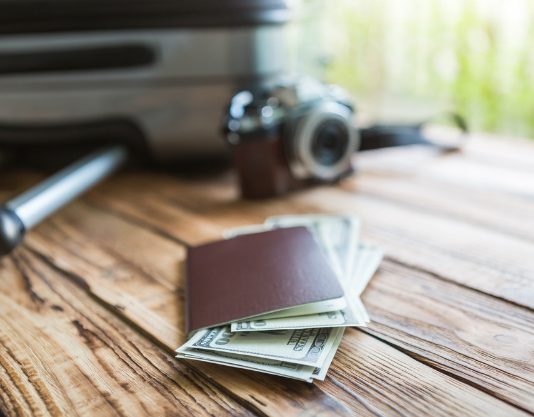 How to save money while on trip