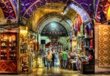 Istanbul’s Grand Bazaar, 3000 shops in one spot