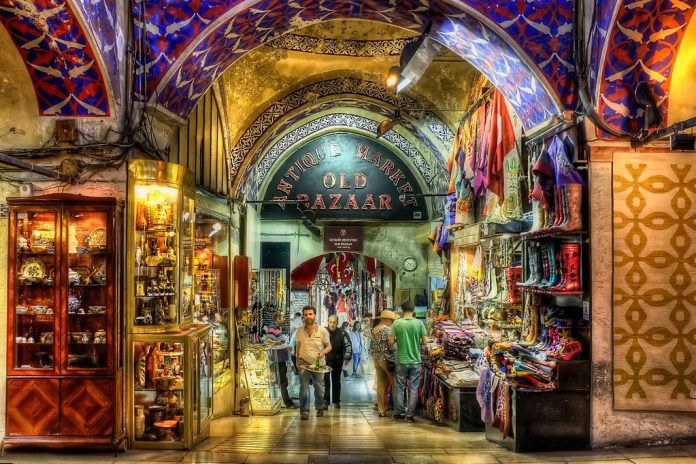 Istanbul’s Grand Bazaar, 3000 shops in one spot