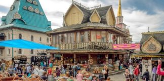 Izmaylovo, the largest Russian Flea market