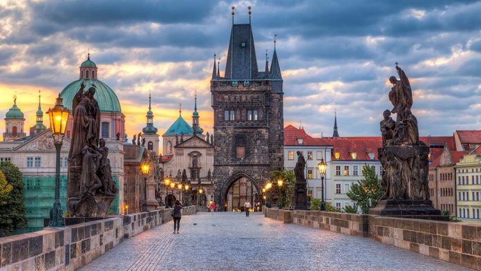 historic bridges - Charles Bridge