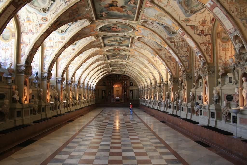 Neuschwanstein, The castle of the fairy-tale king in Germany